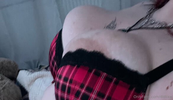 didiixx Nøgen Lækager OnlyFans Foto 8