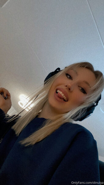 dinulya Nøgen Lækager OnlyFans Foto 24