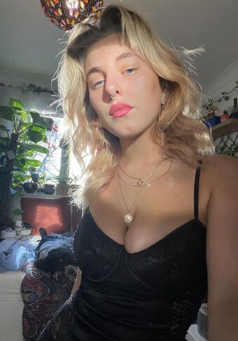 Dionne K