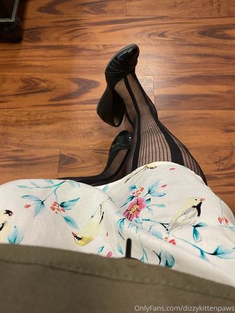dizzykittenpaws Nøgen Lækager OnlyFans Foto 18