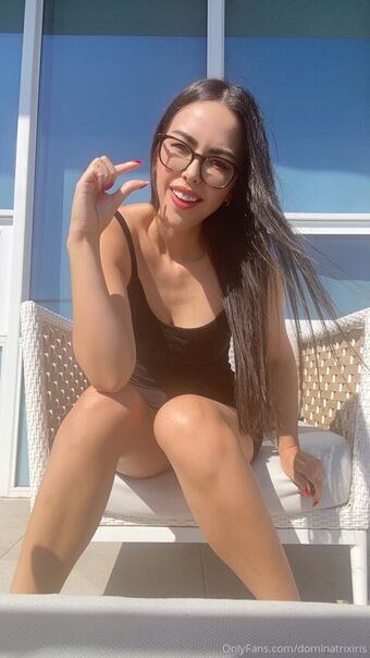 dominatrixiris