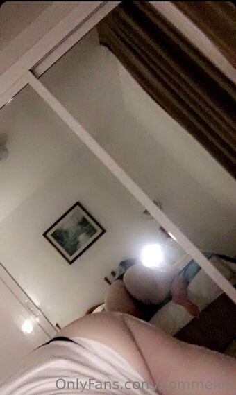 dommelile Nøgen Lækager OnlyFans Foto 2