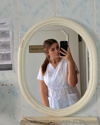 dr_daniela Nøgen Lækager OnlyFans Foto 59