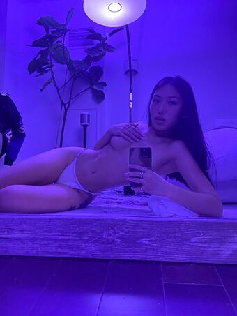 dr3yaaa Nøgen Lækager OnlyFans Foto 1