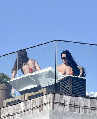 Dua-lipa
