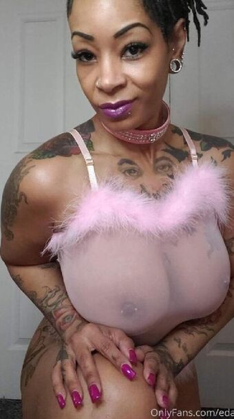 Edaqueenbee Nøgen Lækager OnlyFans Foto 1