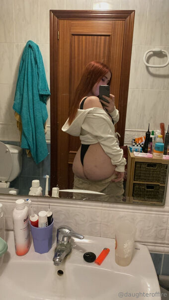 eileenpikapi Nøgen Lækager OnlyFans Foto 2