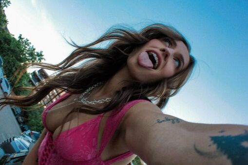 Ella Dime