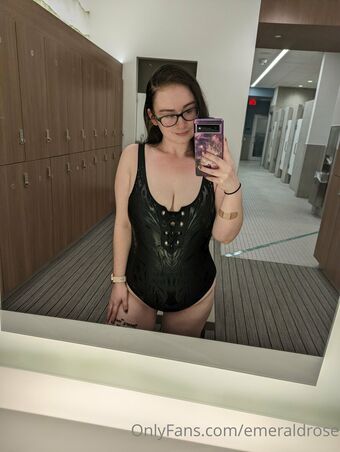 emeraldrose Nøgen Lækager OnlyFans Foto 15