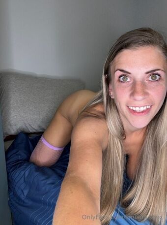 emiaddisonx Nøgen Lækager OnlyFans Foto 32