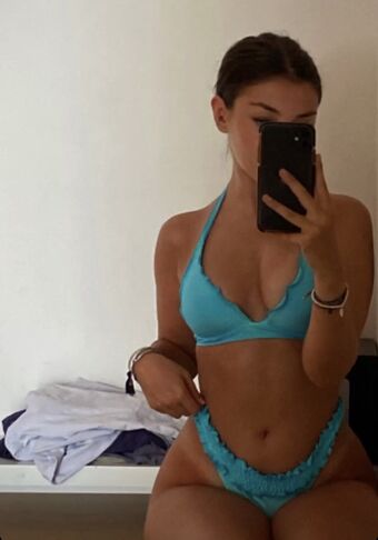 Emilie Nøgen Lækager OnlyFans Foto 63