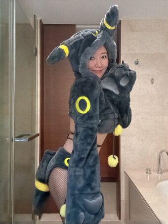 Emily Wang Nøgen Lækager OnlyFans Foto 55