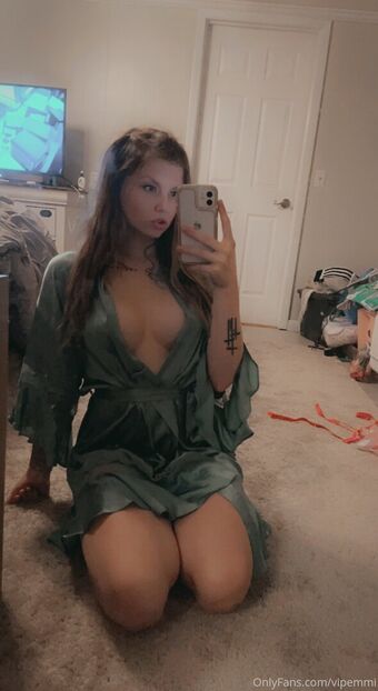 Emmi Rose Nøgen Lækager OnlyFans Foto 29