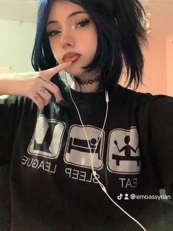 emoassyrian Nøgen Lækager OnlyFans Foto 10
