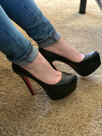 EngineeringInHeels Nøgen Lækager OnlyFans Foto 21
