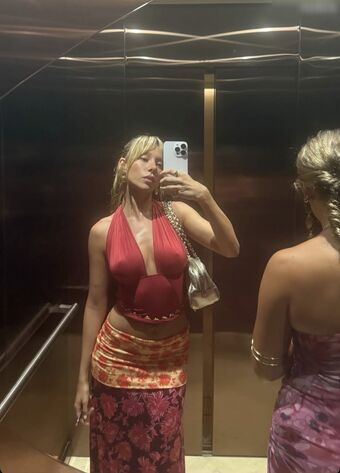 Ester Expósito Nøgen Lækager OnlyFans Foto 78
