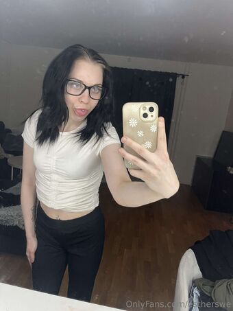 estherswe Nøgen Lækager OnlyFans Foto 4