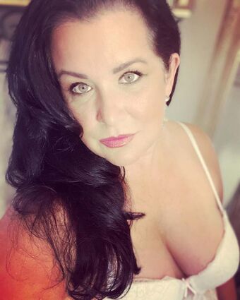 EV Parrish Nøgen Lækager OnlyFans Foto 14