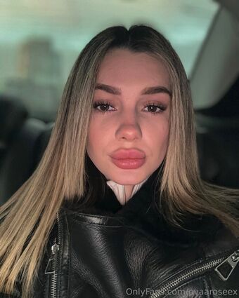evaaroseex Nøgen Lækager OnlyFans Foto 21