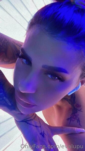 evalupu Nøgen Lækager OnlyFans Foto 6