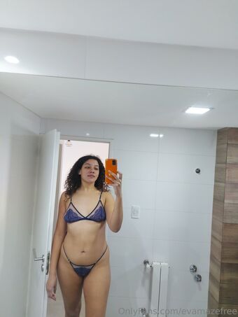 evamazefree Nøgen Lækager OnlyFans Foto 11