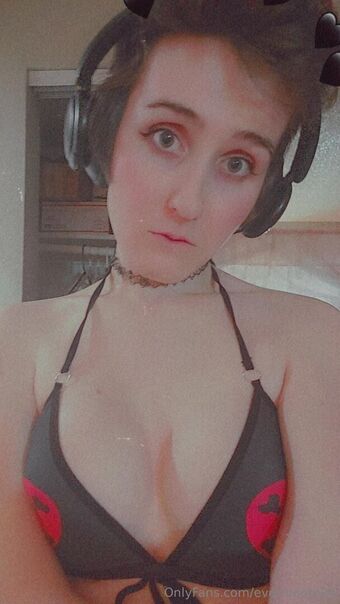 evermoore24 Nøgen Lækager OnlyFans Foto 7
