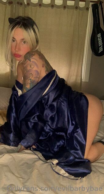 evilbarbybae Nøgen Lækager OnlyFans Foto 11