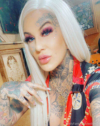 evilynink Nøgen Lækager OnlyFans Foto 3