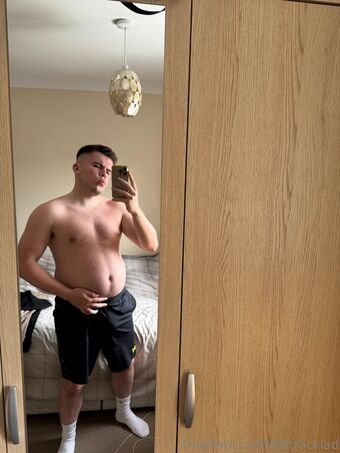 fattracklad Nøgen Lækager OnlyFans Foto 19
