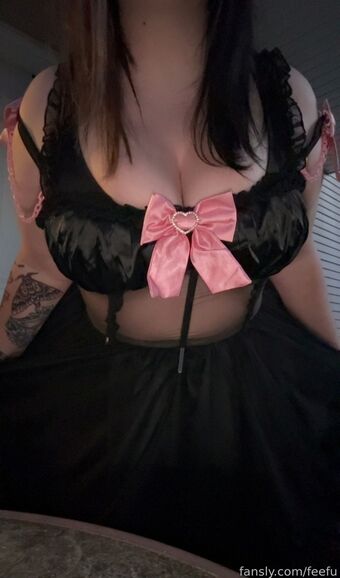 feefu Nøgen Lækager OnlyFans Foto 7