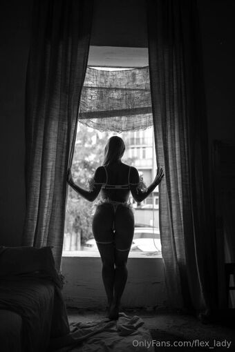 flex_lady Nøgen Lækager OnlyFans Foto 11