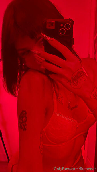 flumenar Nøgen Lækager OnlyFans Foto 14