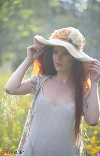 Girlfolio