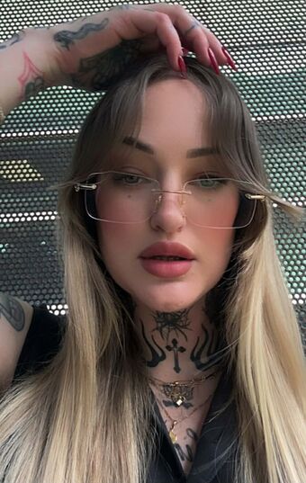 Goth Queen