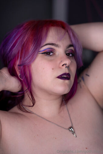 goth.thick Nøgen Lækager OnlyFans Foto 11