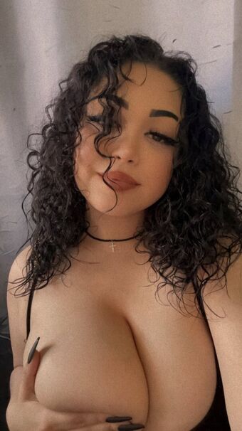 Gothhqueenn