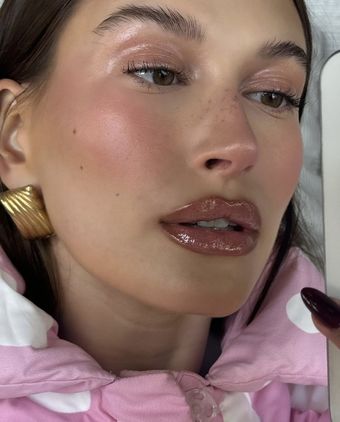 Hailey Baldwin Bieber