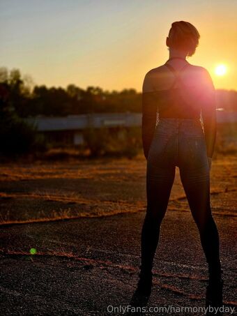 harmonybyday Nøgen Lækager OnlyFans Foto 9
