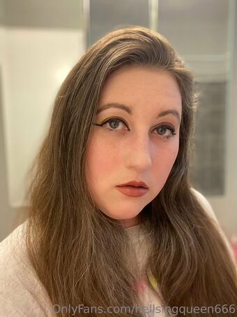 hellsingqueen666 Nøgen Lækager OnlyFans Foto 29