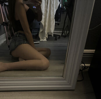 Hien Nøgen Lækager OnlyFans Foto 1