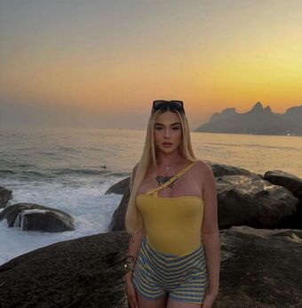 Hillary Nøgen Lækager OnlyFans Foto 8