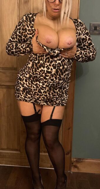 Holytits Nøgen Lækager OnlyFans Foto 16