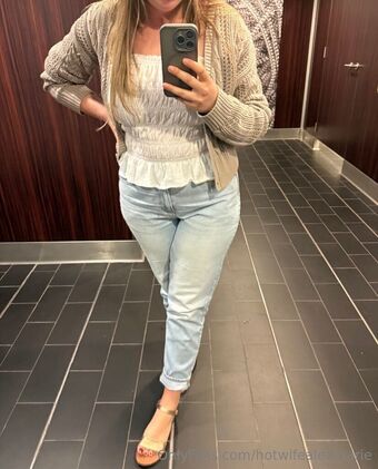 hotwifealexmarie Nøgen Lækager OnlyFans Foto 6