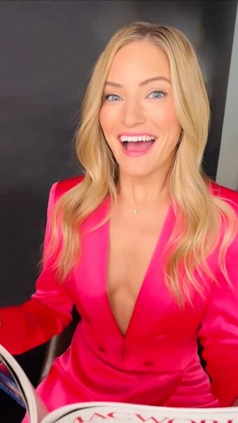 iJustine Nøgen Lækager OnlyFans Foto 102