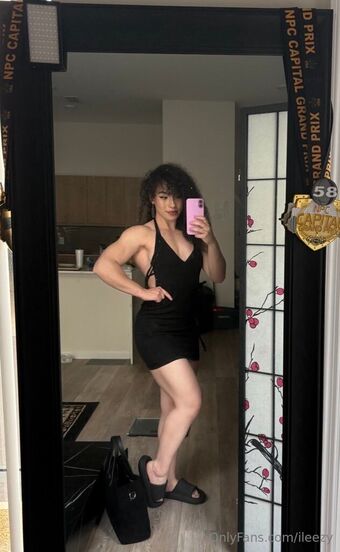 ileezy Nøgen Lækager OnlyFans Foto 18