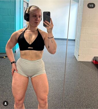 Imogen Rees Nøgen Lækager OnlyFans Foto 3