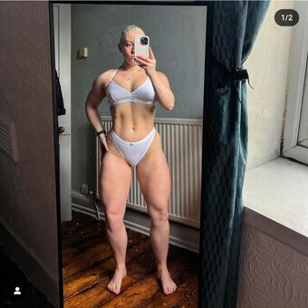 Imogen Rees Nøgen Lækager OnlyFans Foto 4