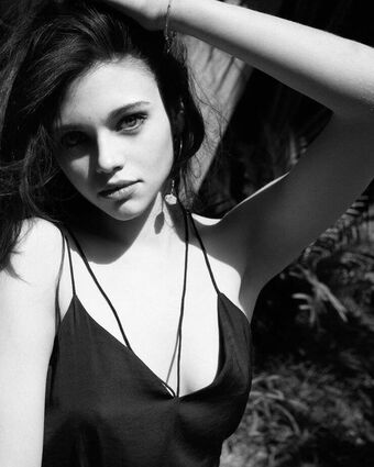 India Eisley