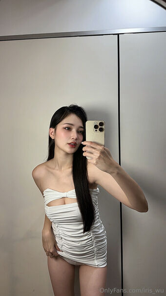 Iris Wu Nøgen Lækager OnlyFans Foto 6