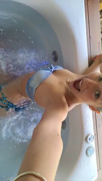 Isabele Machado Alves